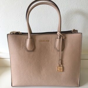 Michael Kors Mercer (large)